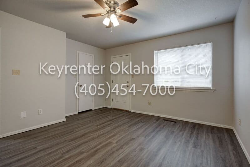 Norman Condo: 102 Harvard Rd
