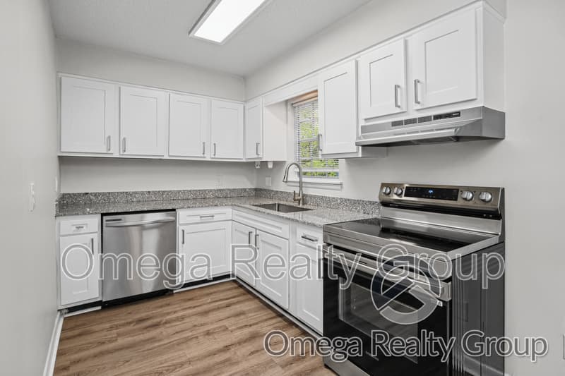 Hoover Apartment: 3311 Woodley Ct