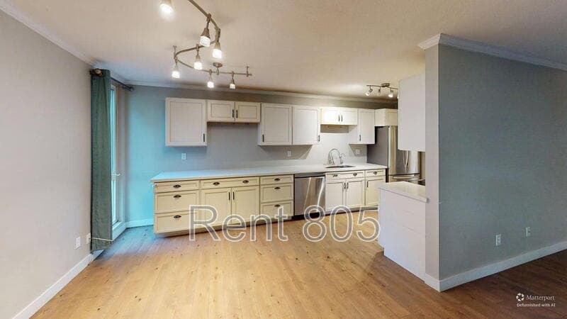 Ventura Condo: 3700 Dean Drive