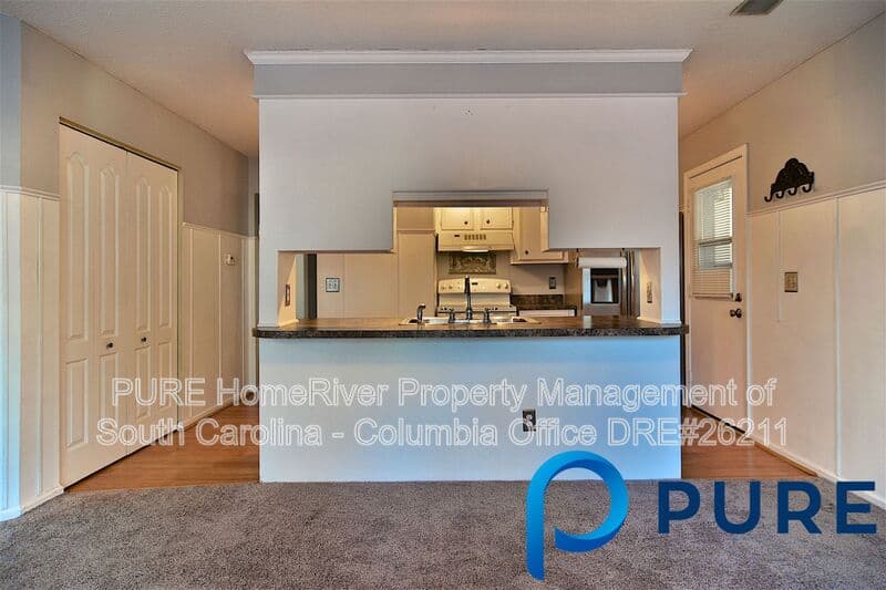 Columbia House: 17A Battery Walk Ct