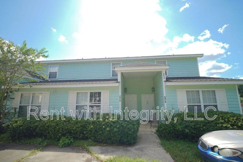 Tallahassee House: 2414 Manzanita Court
