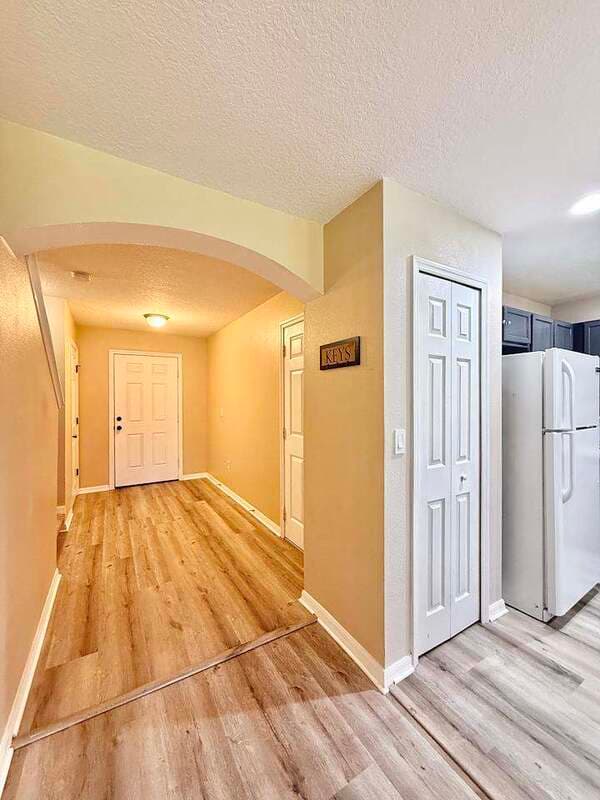 Brandon Townhome: 2516 Oleander Lakes Drive