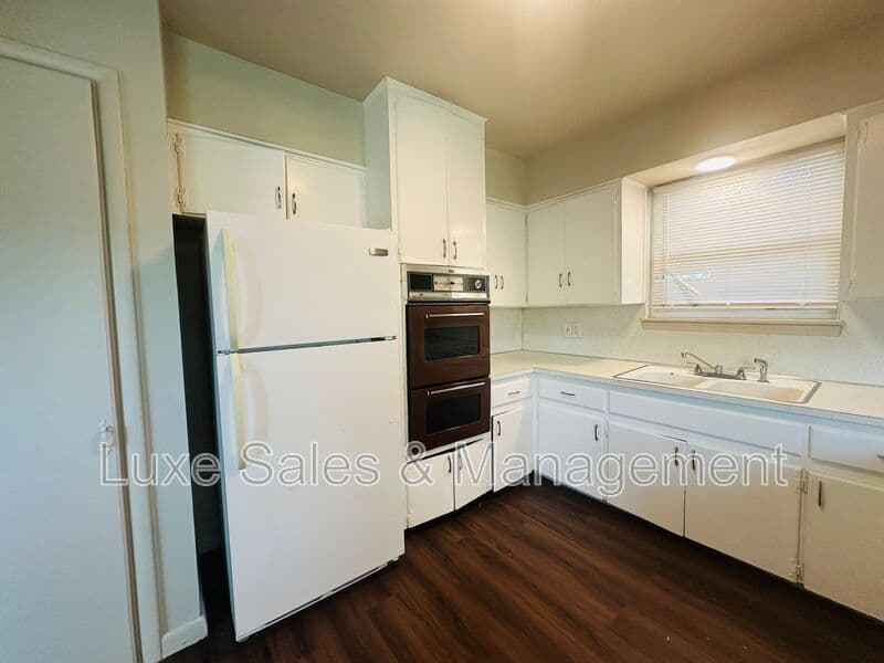 Oklahoma City House: 3228 S. Clegern St