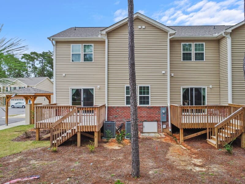 Aberdeen Townhome: 881 Ducks Lndg