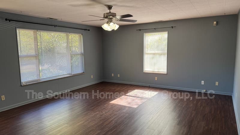 Athens House: 818 Cedar Springs Road