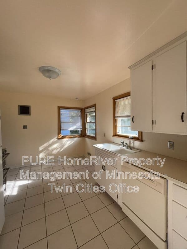 Minneapolis House: 5812 Emerson Ave S