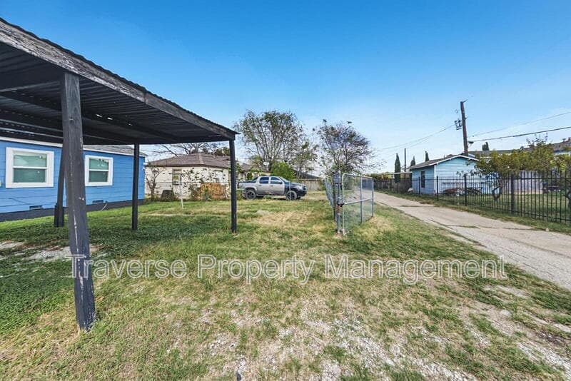 Fort Worth Condo: 2641 Canberra Court