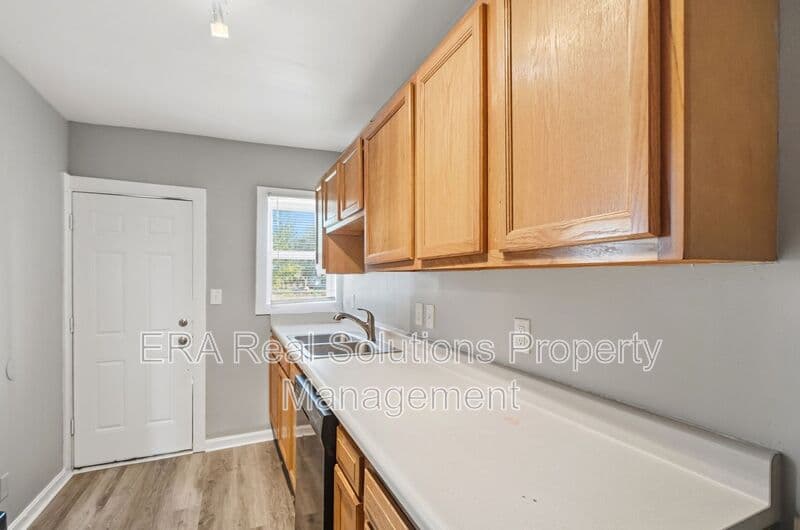 Columbus Townhome: 428 Columbian Ave