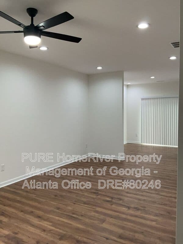 Dallas House: 735 Old Villa Rica Rd