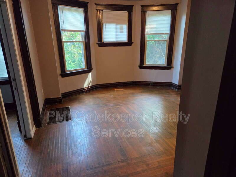 Cincinnati Condo: 954 Hawthorne