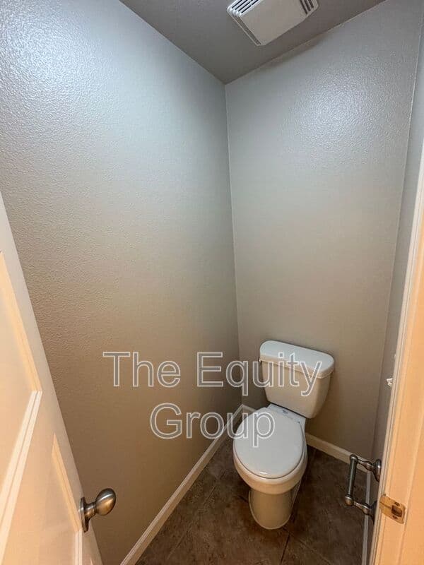 Clovis House: 3461 Alcove Way