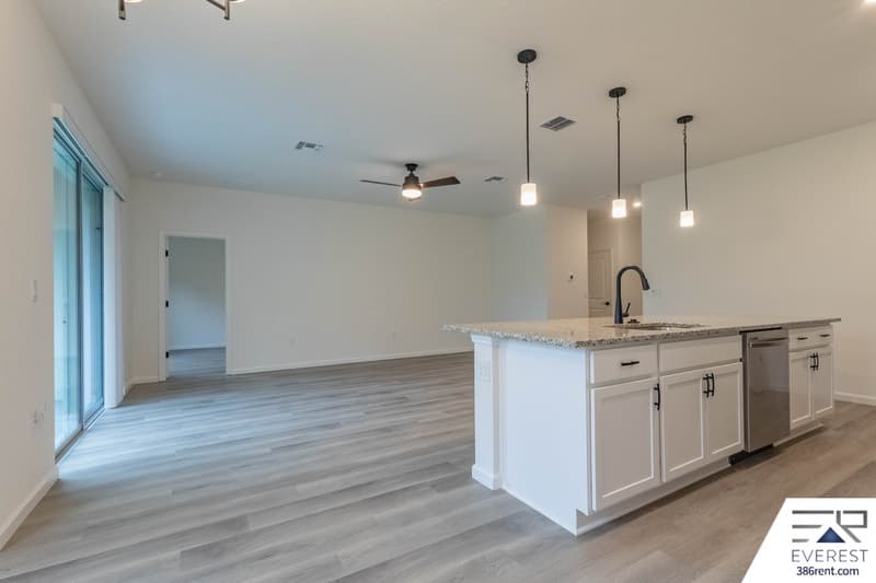 Palm Coast House: 30 Beckner Ln