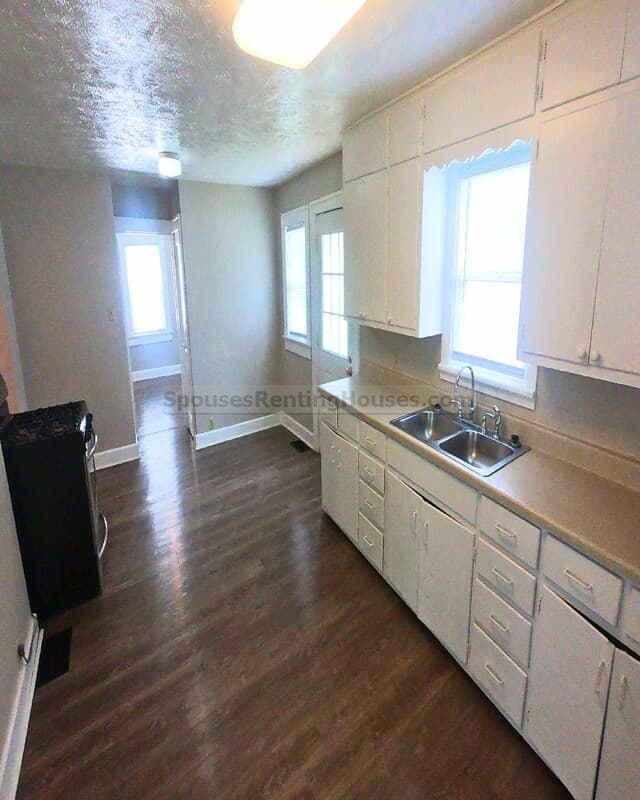 Indianapolis House: 1609 Dawson Street