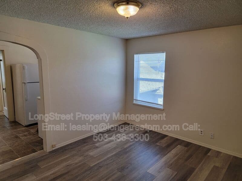 Corvallis Apartment: 204 NW 17th Street