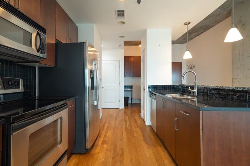 Atlanta Condo: 250 Pharr Road Northeast