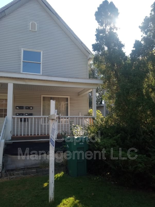 Lansing Condo: 1016 North Capitol Avenue
