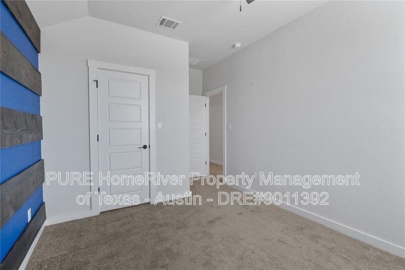 Georgetown House: 336 Berkeley Pl