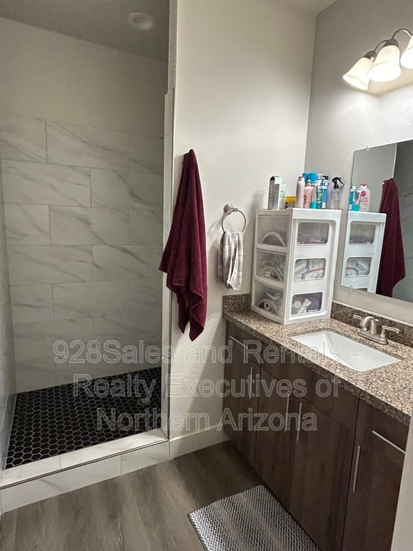 Flagstaff Townhome: 2107 N West St