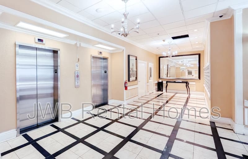 Jacksonville Condo: 311 Ashley St W #903