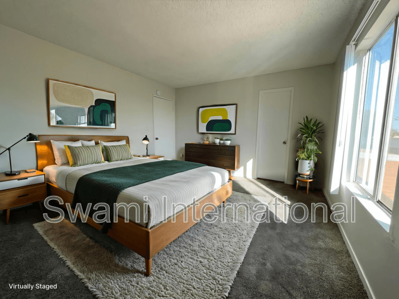 Bellflower Condo: 10030 Rosecrans Ave.