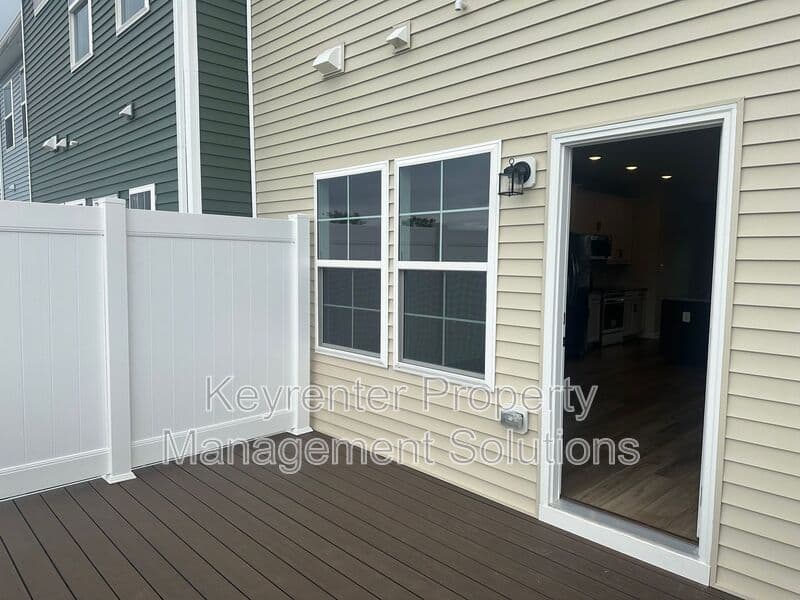 Waynesboro House: 121 Gibraltar Drive