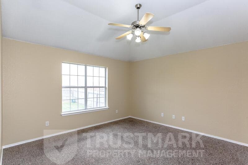 Killeen House: 5406 Shawn Dr
