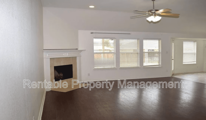 Mansfield House: 4704 Sailboat Dr.