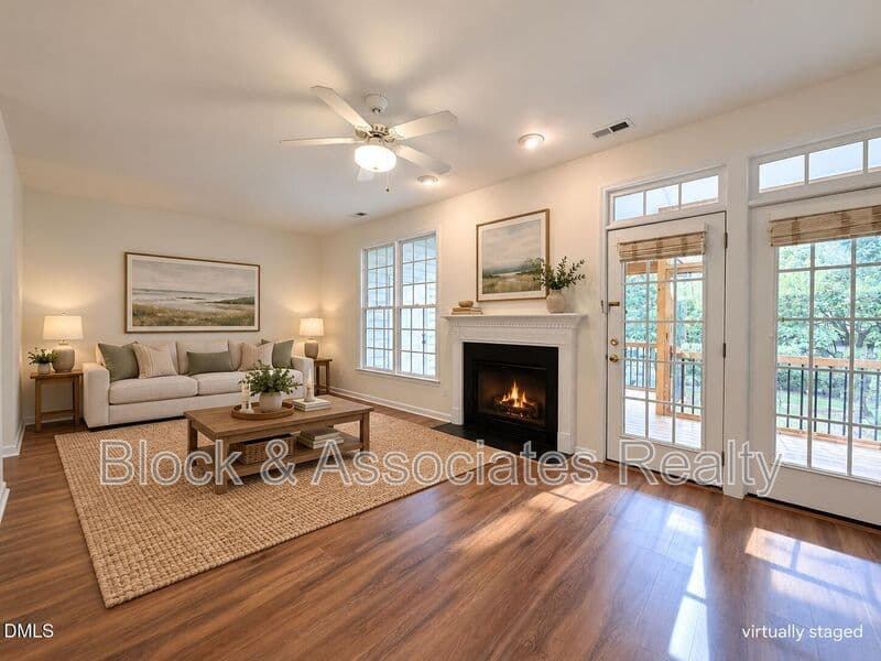Apex House: 803 Knightsborough Way