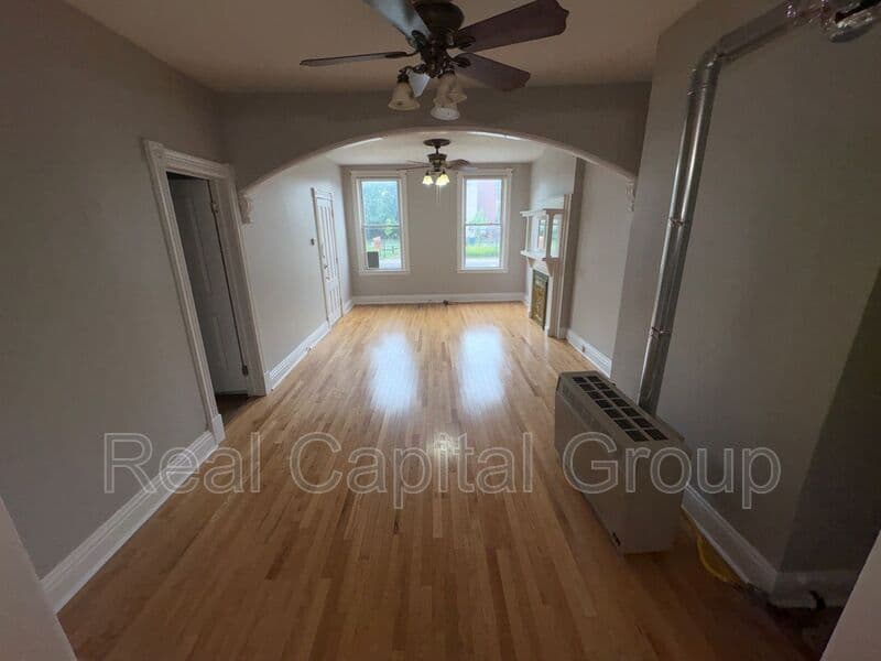 Troy Condo: 412 2nd St.