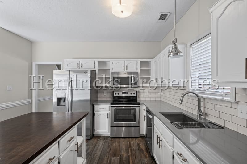 Memphis House: 8697 Citrus Bend Drive