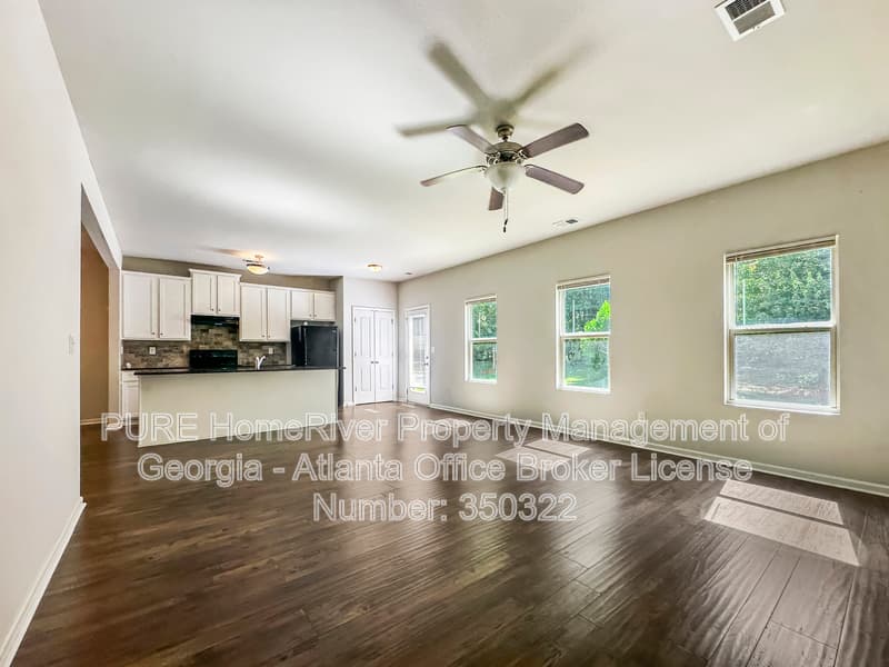 Mcdonough House: 206 Daisy Cir