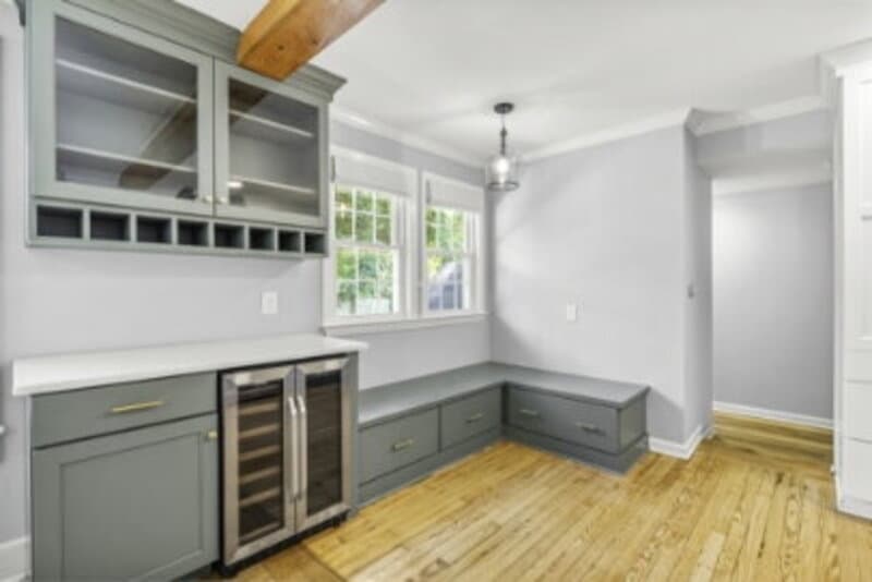 Southern Pines House: 280 East Ohio Avenue