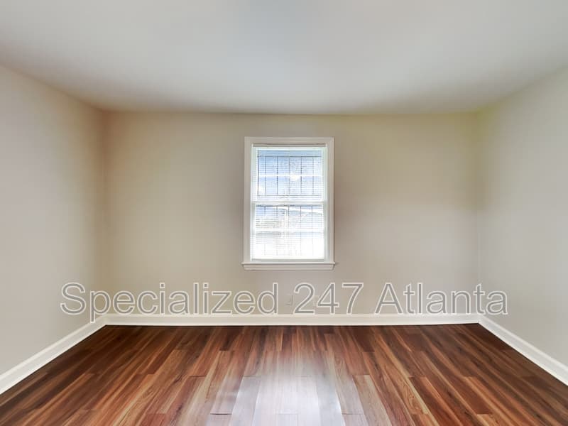 Atlanta Condo: 111 Leathers Cir NW
