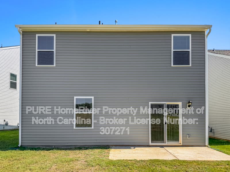 Lincolnton House: 2809 Frances View Ln