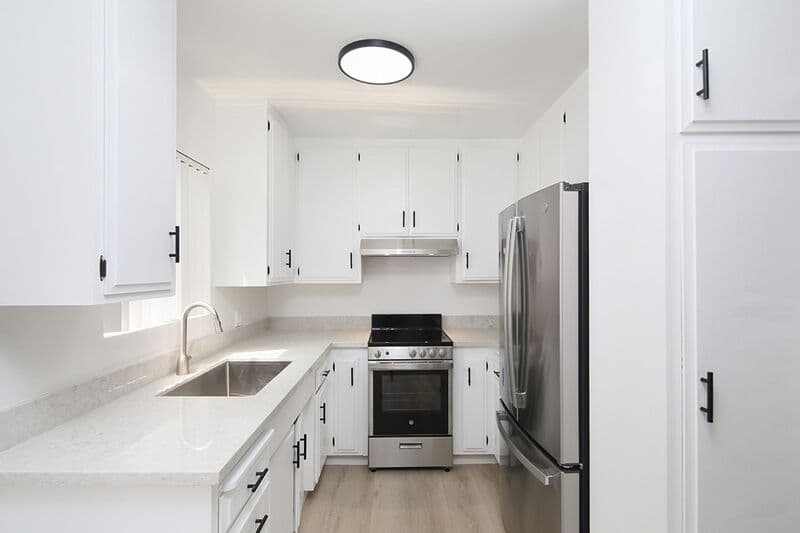 Glendale House: 346 N. Louise Street
