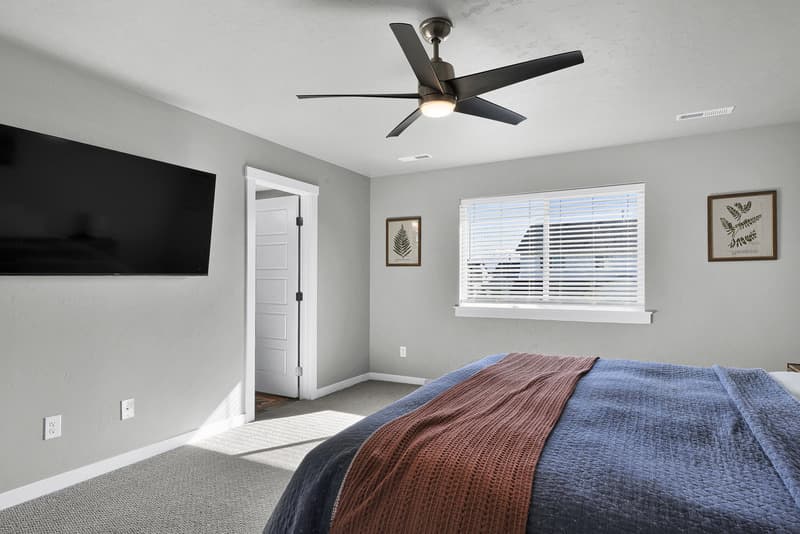 Meridian House: 4328 North Pale Creek Avenue