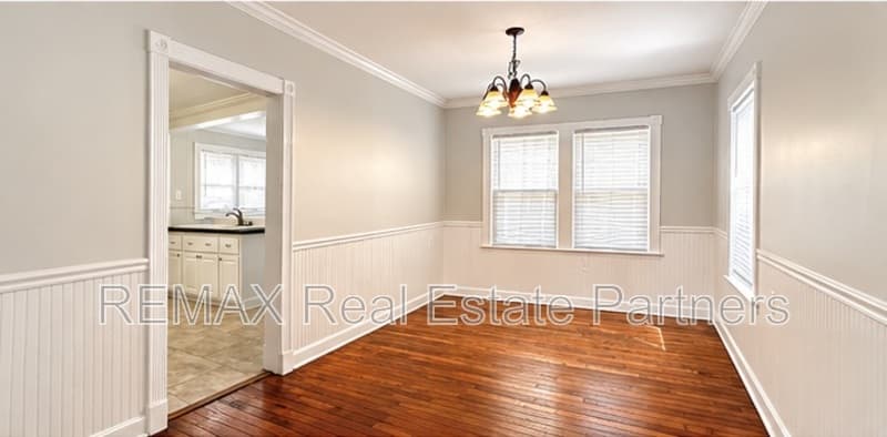 Hattiesburg House: 109 N 24th Ave