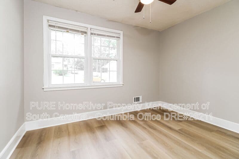 Columbia House: 2308 Manse St