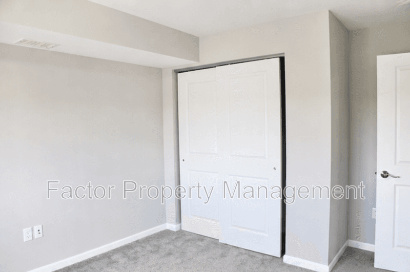 Belle Plaine Apartment: 561 Elk Street South