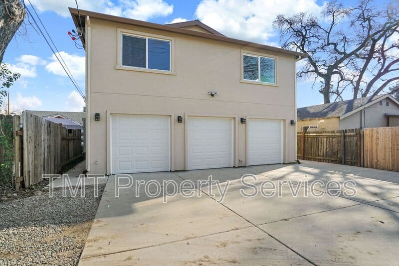 Sacramento House: 4190 35th Street