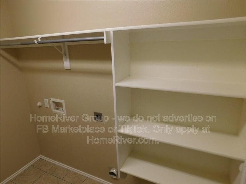 Wylie House: 712 Alabaster Way