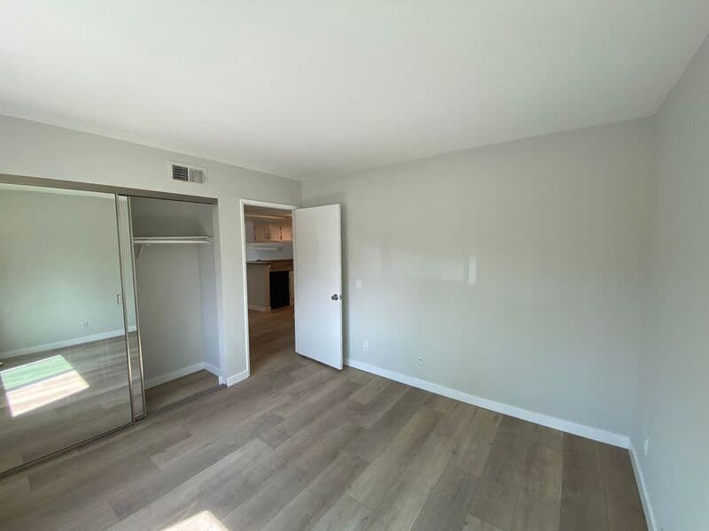 Sunland House: 8603 Fenwick Street