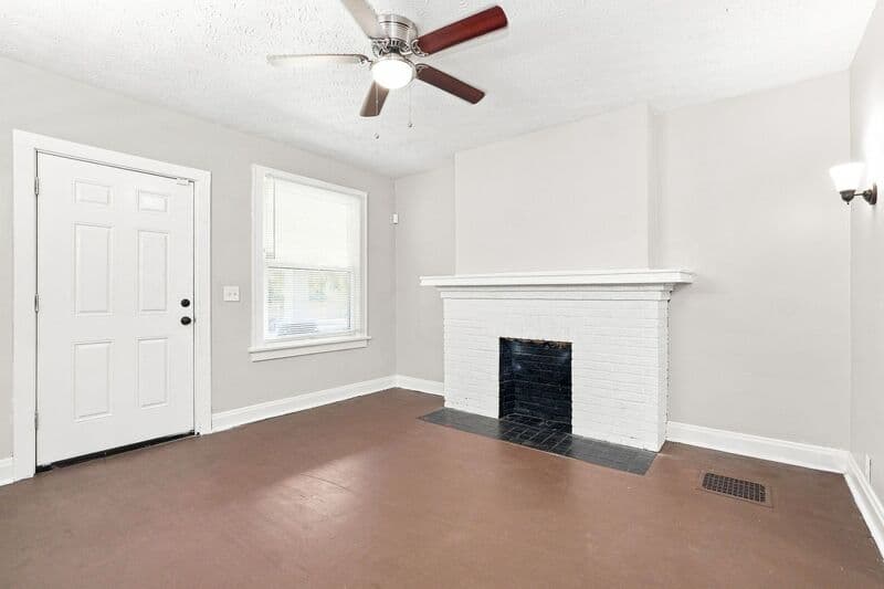 Columbus House: 132 S. Highland Avenue