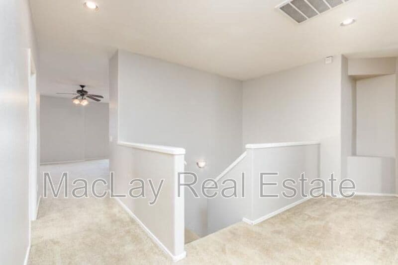 Chandler House: 3661 S Barberry Place