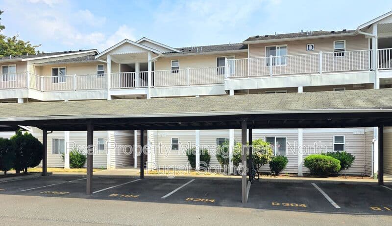 Marysville Condo: 11811 State Ave