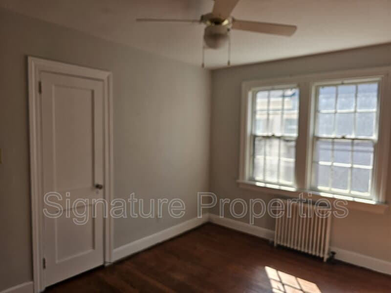 Richmond Condo: 903 Lake Rd