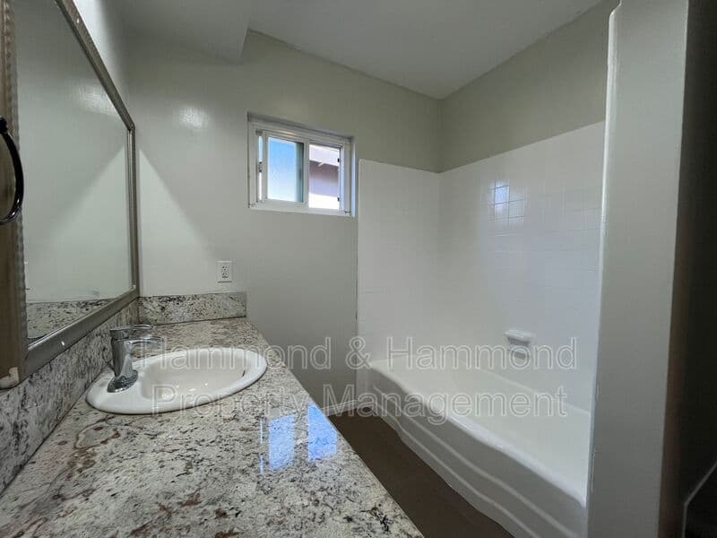 Granada Hills House: 16751 San Fernando Mission Blvd.