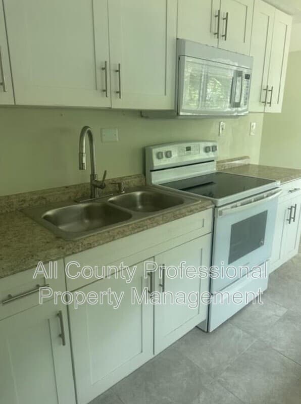 Miami Condo: 3081 Virginia St.