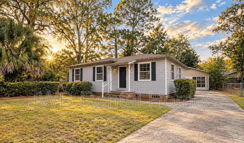 Jacksonville House: 1214 Kenmore St