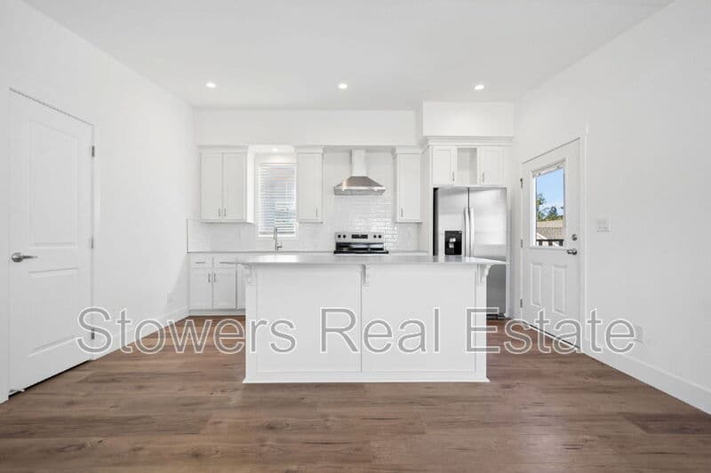Danville House: 273 Cameo Dr